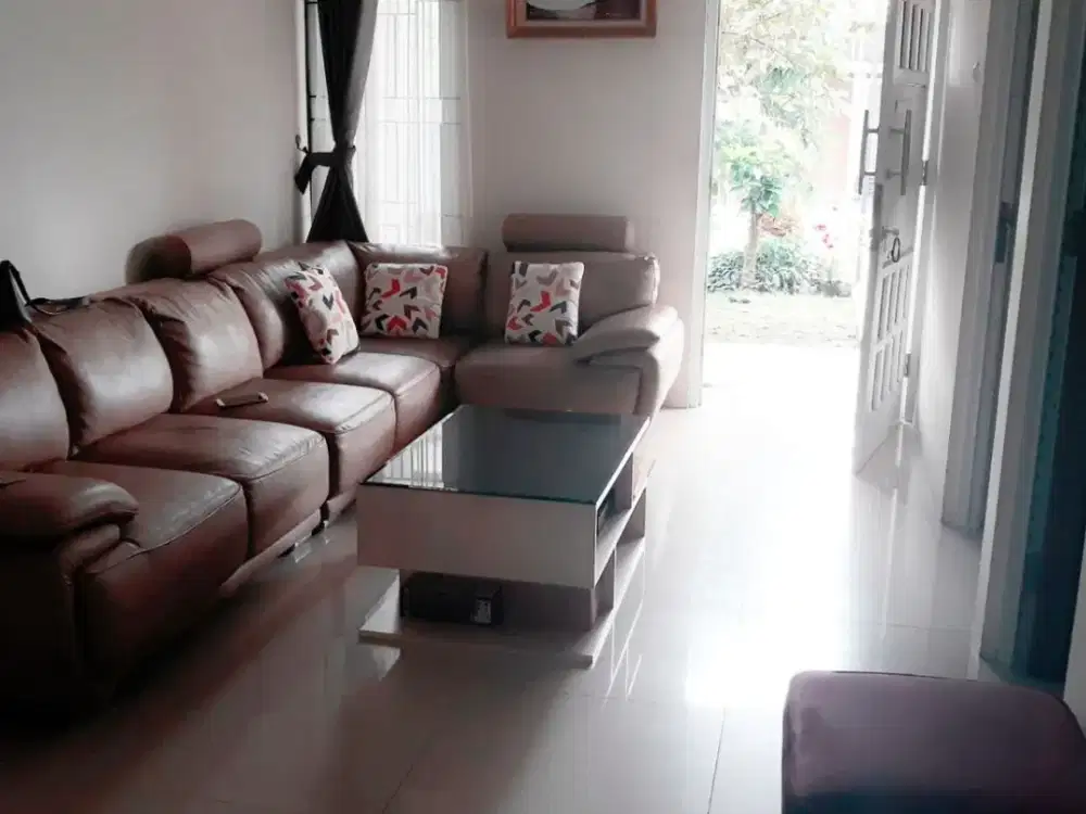 Dijual Rumah Asri dan Terawat Lokasi di Dekat Podomoro Perumahan Dewadaru Bandung
