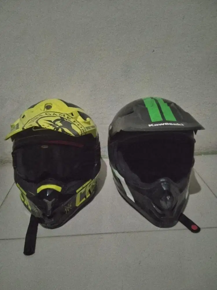 HELM CROSS GM dan KAWASAKI ORIGINAL