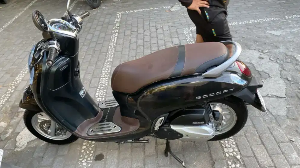 Scoopy keyless THN 2022 plat AB Bantul