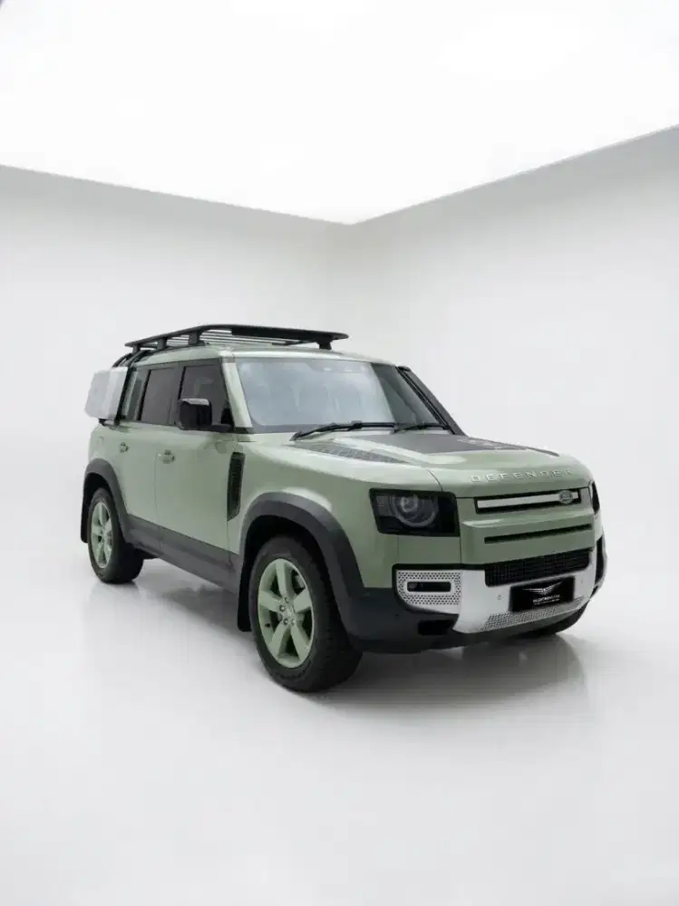 Defender 75 th PHEV 2023