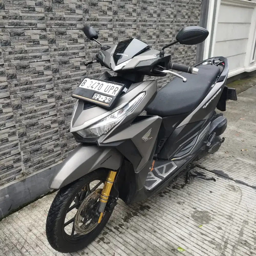 Honda vario 150 cc cbs iss tahun 2018