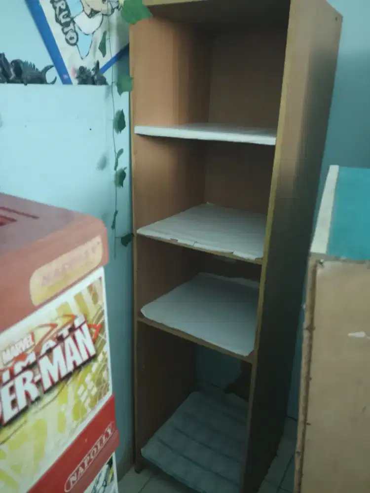 Loker kayu 4 susun  minus