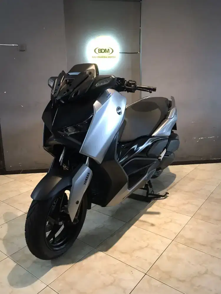 DP 12,3 JT/ BUNGA MENURUN 2% / YAMAHA XMAX 250 TAHUN 2025