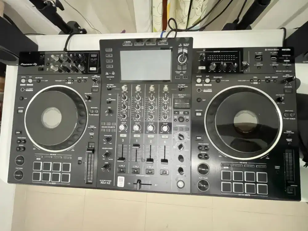 Pioneer DJ-XDJ-XZ