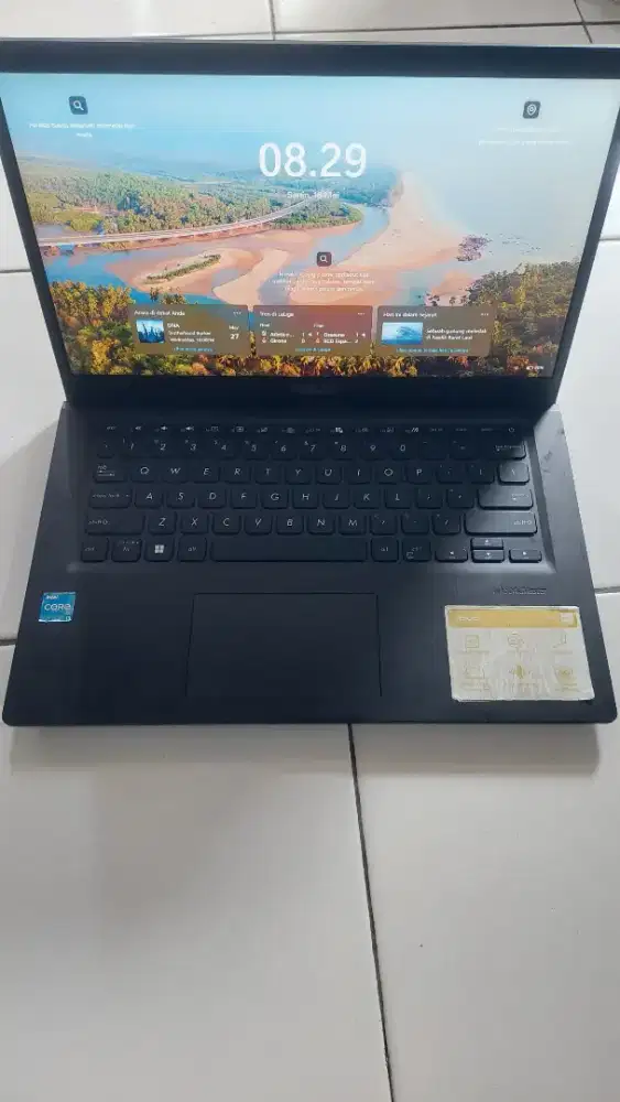Dijual laptop ASUS VivoBook 14 A1400EA  kondisi istimewa & bagus
