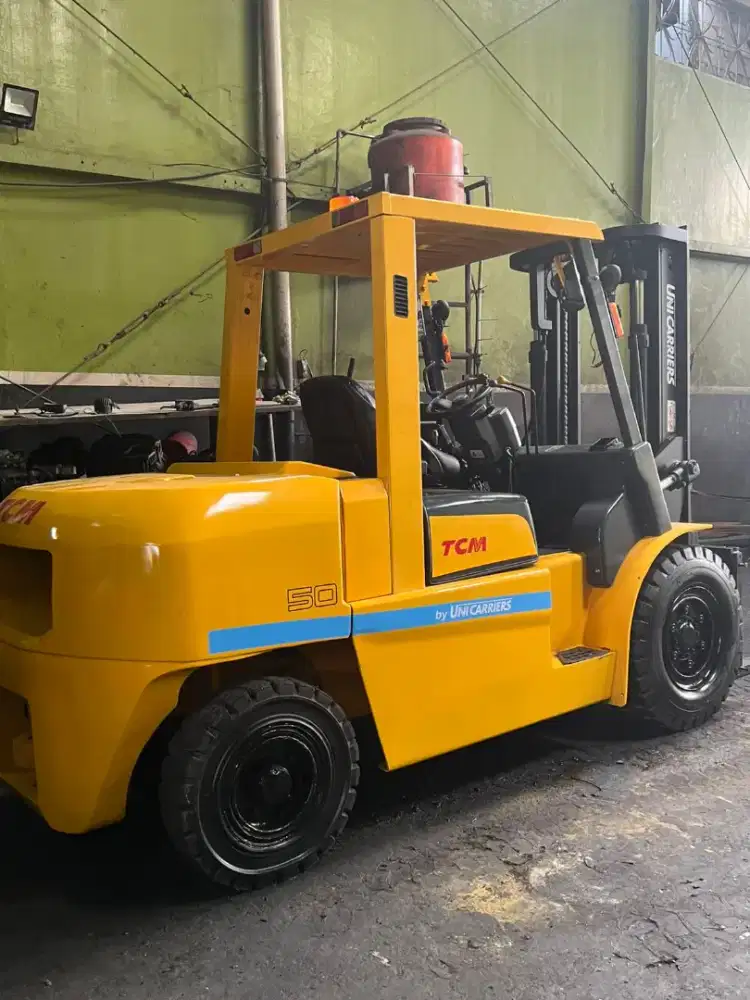 Forklift TCM 5 Ton,Tiang 3 Meter,Matic,Mesin S6S,Ban Single,Tahun 2019