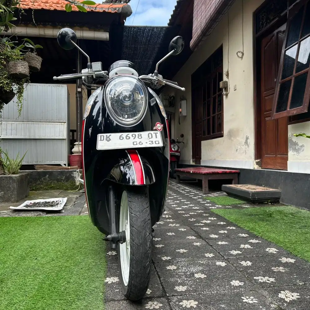 Di jual motor Scoopy ESP