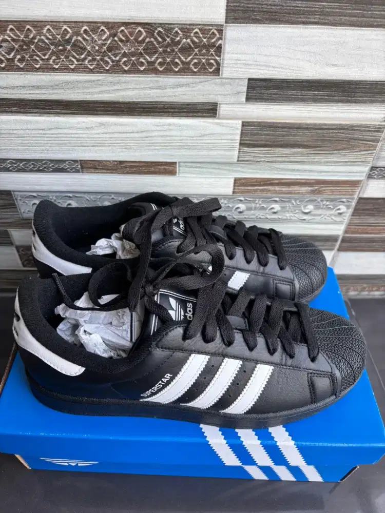 Sepatu Adidas Superstar II - Ukuran 42 1/2 - Kondisi Baru