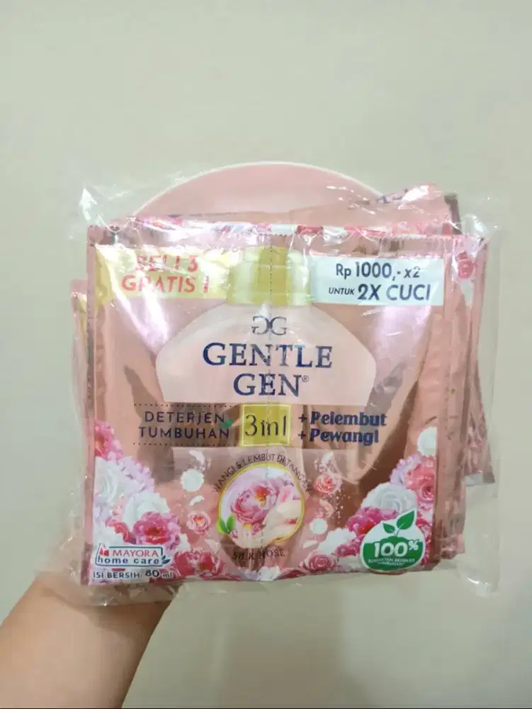 Gentle Gen detergen cair Silk Rose renceng isi 16 x 80ml free piring