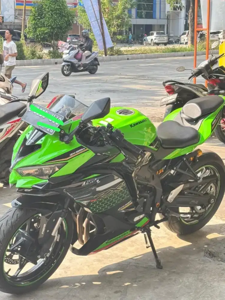 Kawasaki ZX250 tahun 2021