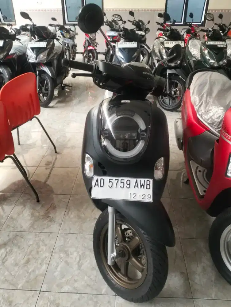 Honda Scoopy gen 5 murah