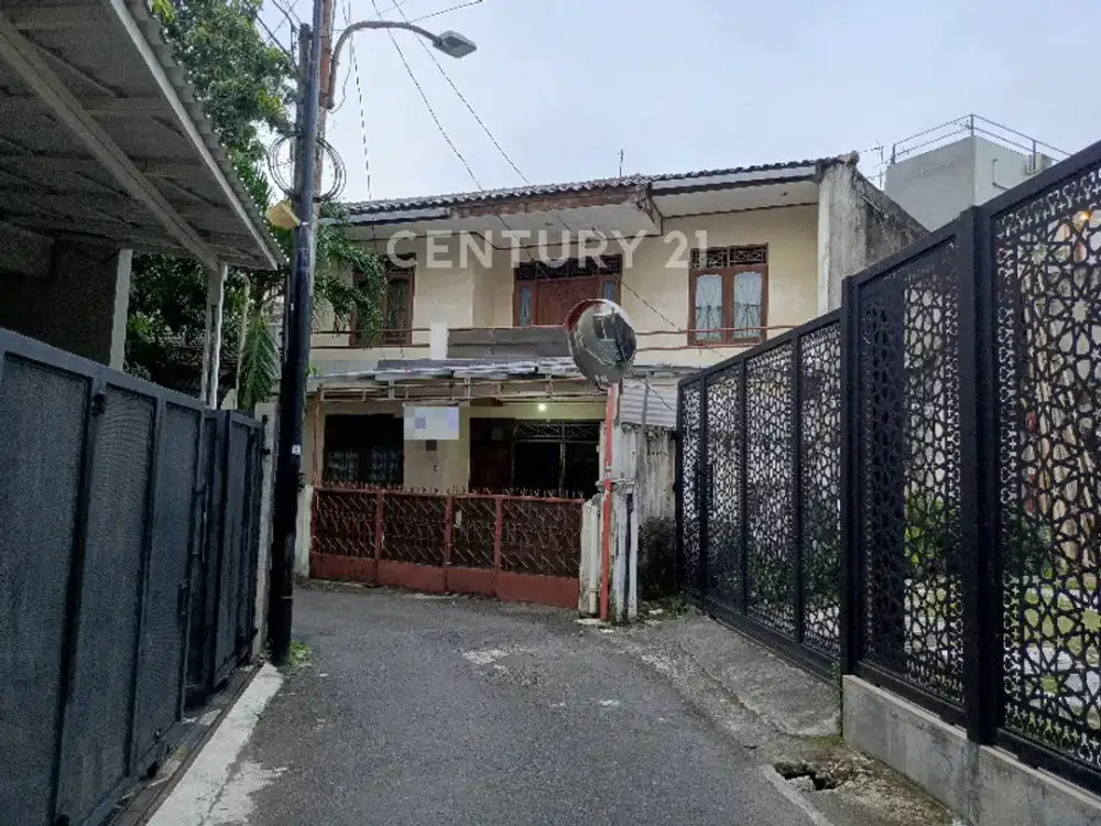 RUMAH LAYAK HUNI LINGKUNGAN TENANG DAN NYAMAN Di TEBET