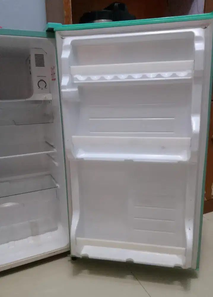 Kulkas Sharp 1 pintu