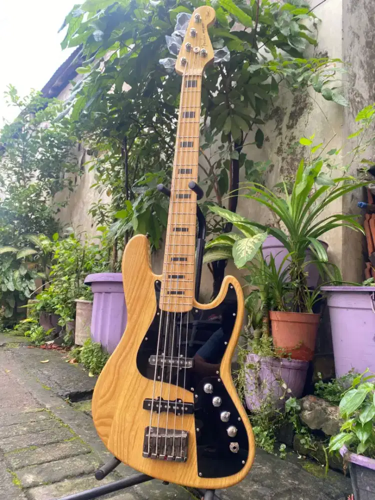 Bass fender marcus miller 5sting aktif replika