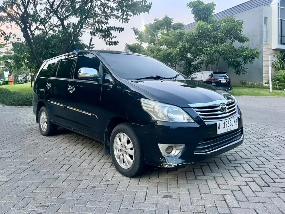 Grand innova G 2012 Solar Manual Km cuma 130an Jarang Pakai Utuh semua