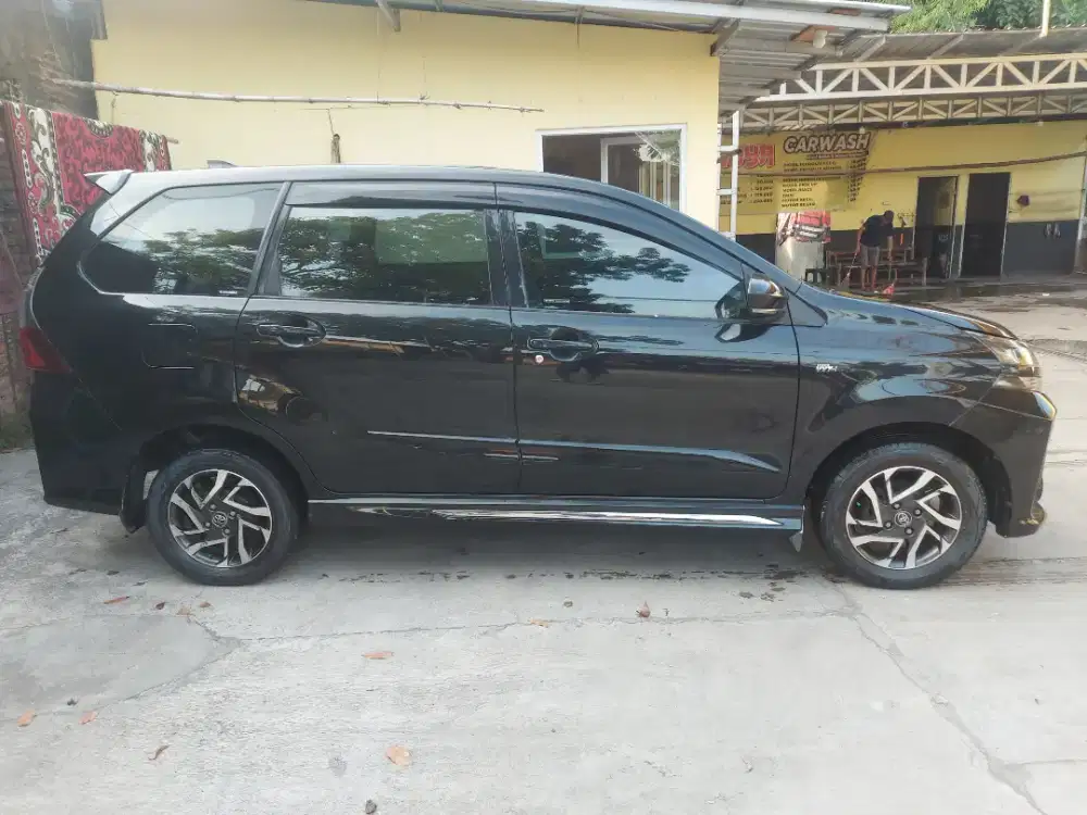 Avanza veloz 1.5 matik 2020 awal AB bantul