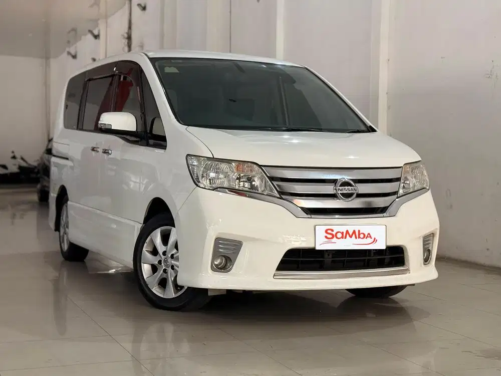 MOBIL LIKE NEW !! KM 81rb !! NISSAN SERENA HWS 2.0 AT 2013