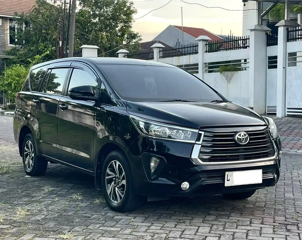 Toyota Innova Reborn 2.4 G Diesel Matic 2022 Hitam Facelift Plat L
