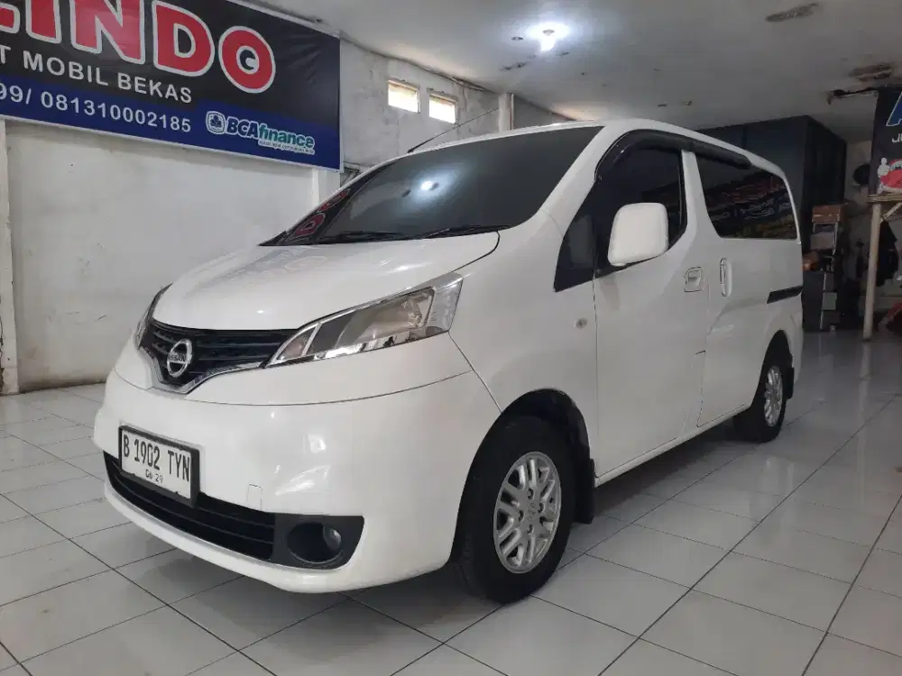 NISSAN EVALIA XV AT 2013 PUTIH