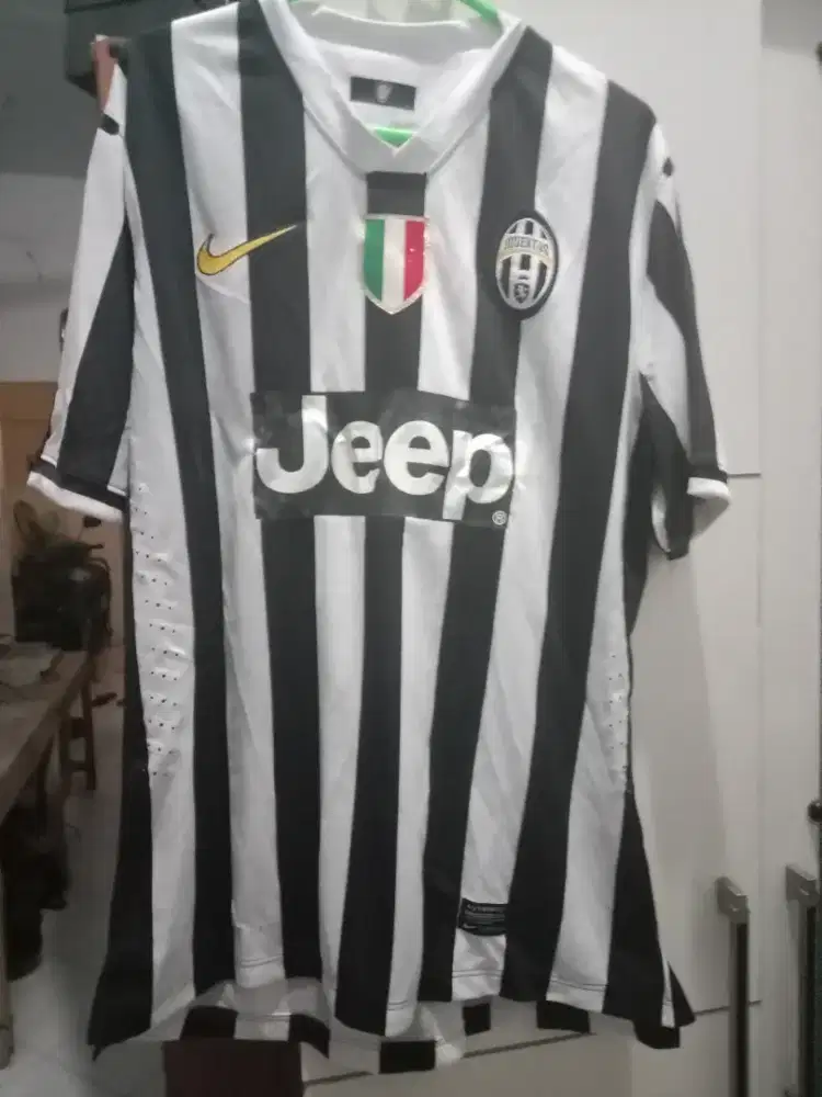 kaos bola Juventus uk M