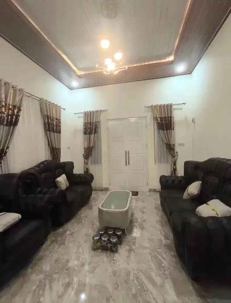 Dijual cepat Rumah beserta tanah luas