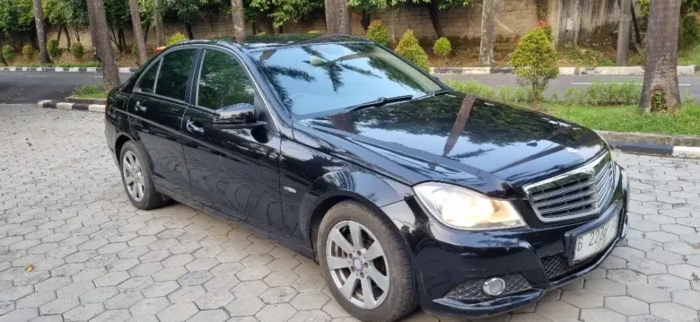 Mercedes-Benz Mercy C200 Th 2012 TERAWAT