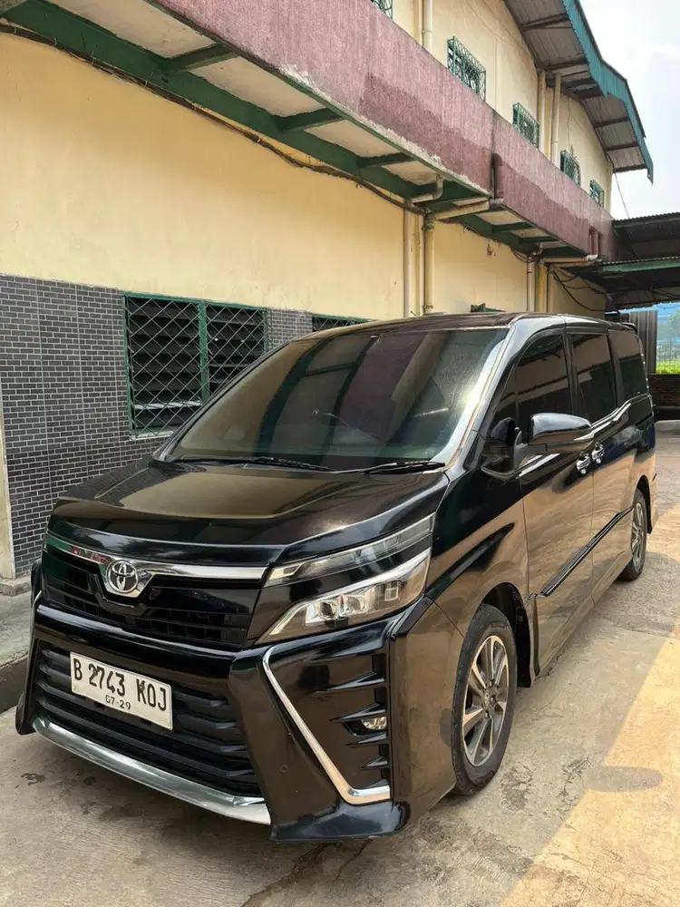 VOXY 2.0 A/T BLACK