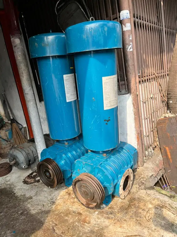 Root blower TSURUMI 6 inch
