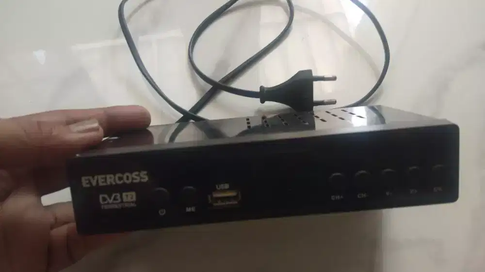 Stb tv evercoss dan kabel antena jarang pakai jual saja lagi
