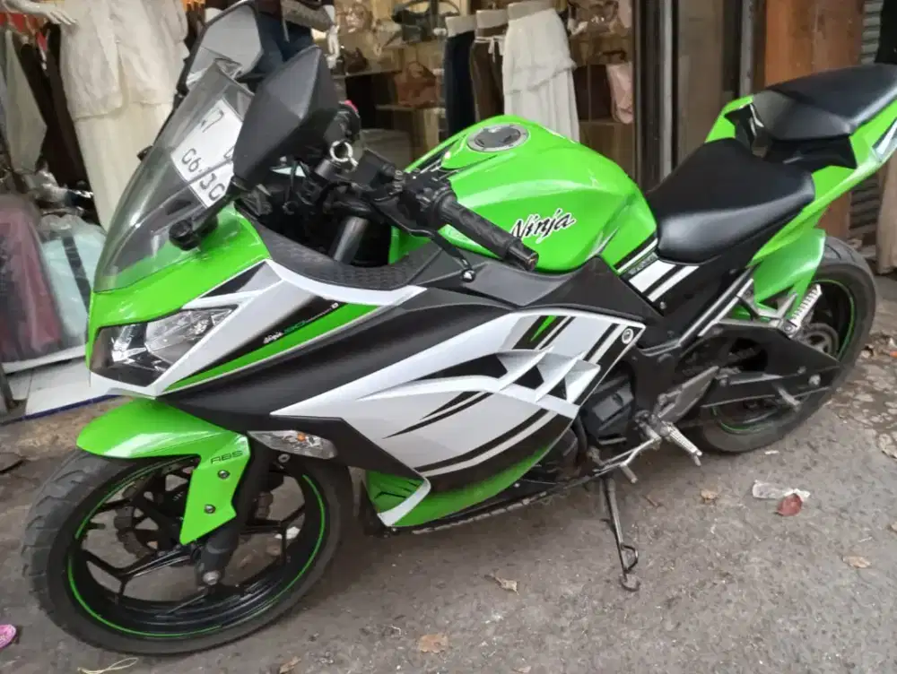 Kawasaki Ninja 250 Fi ABS System Thn 2015 Original Bagus Siap Pakai