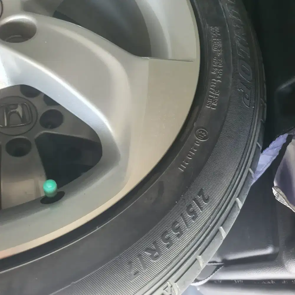 Velg dan ban bekas