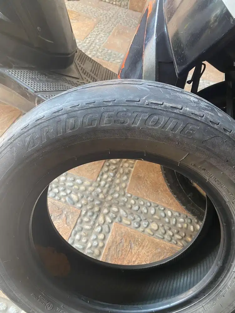 Ban bekas bridgestone ecopia 175/65 R14