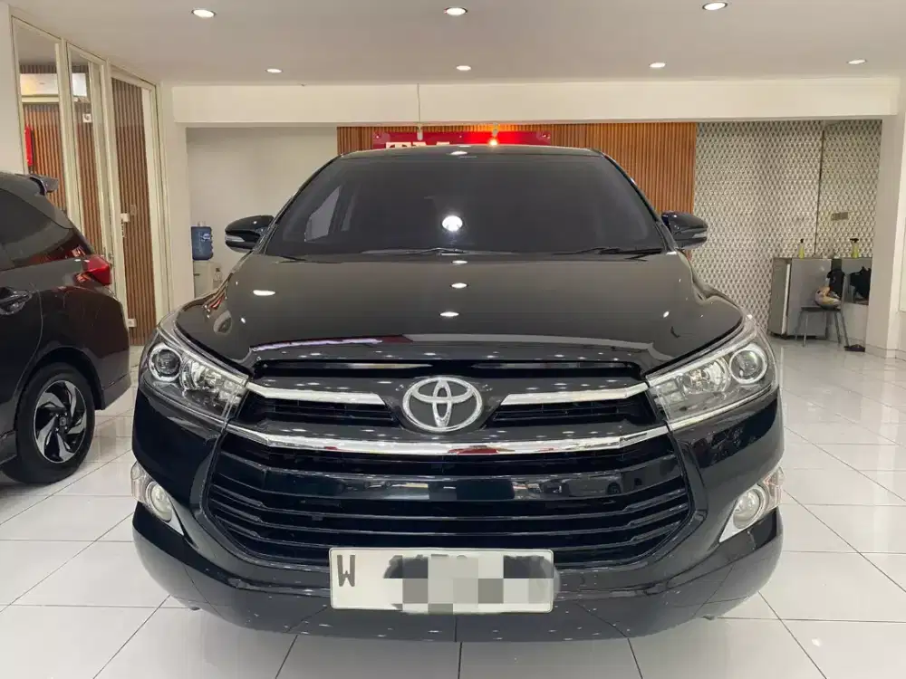 Toyota kijang innova reborn 2018 V 2.4 AT super istimewa