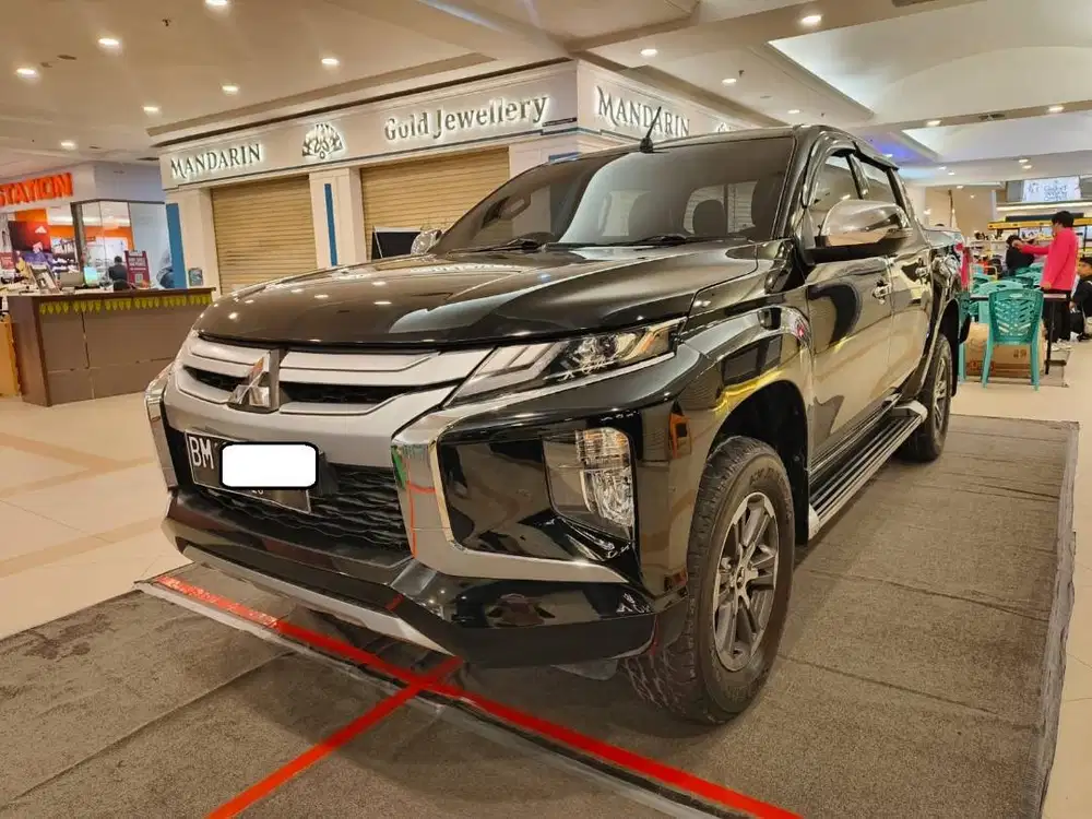 Mitsubishi Triton Exceed 4x4 Tahun 2021