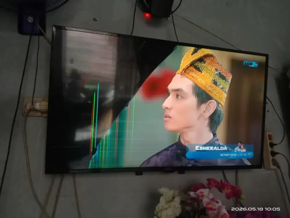 TV LED Digital Aqua 43 inc layar separo