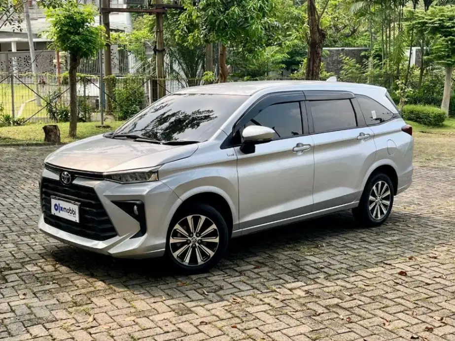 Low Km Toyota Avanza 1.5 G Bensin-MT 2022 Silver BJFM