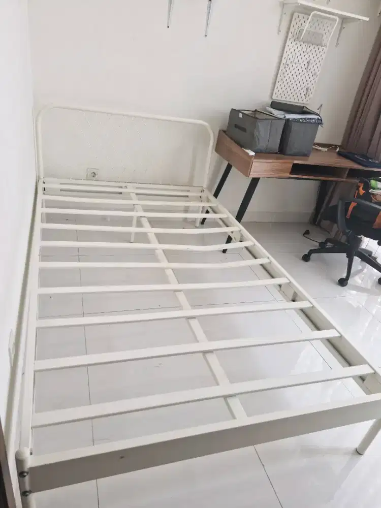 ranjang+kasur +meja rias