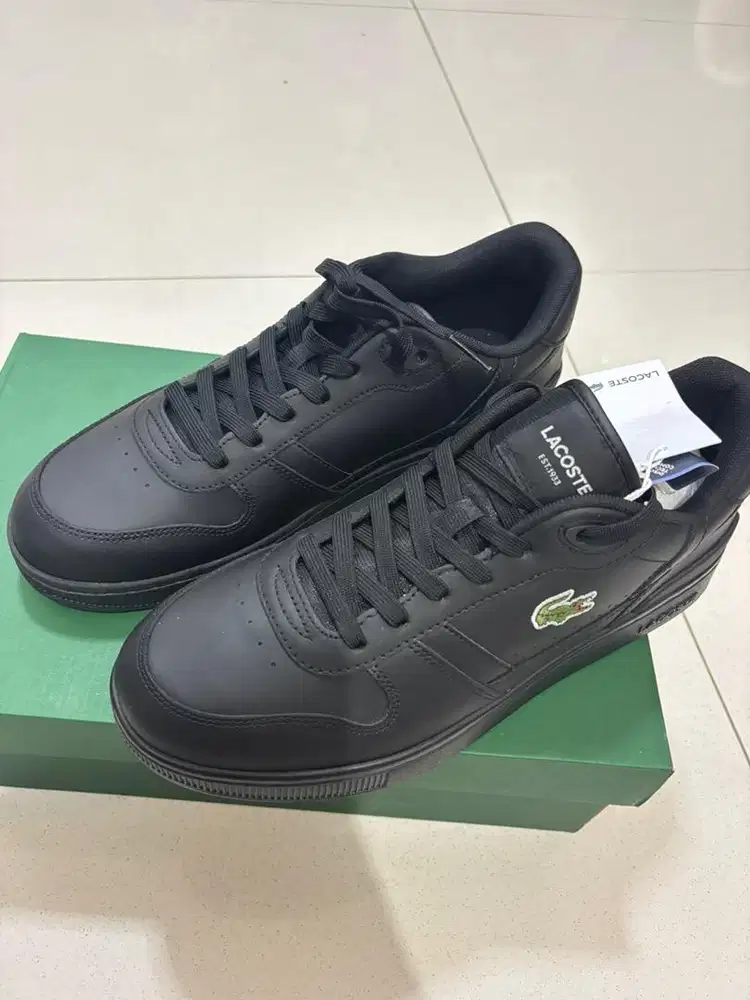 JUAL CEPAT - SNEAKERS KULIT LACOSTE ORIGINAL (NEW)