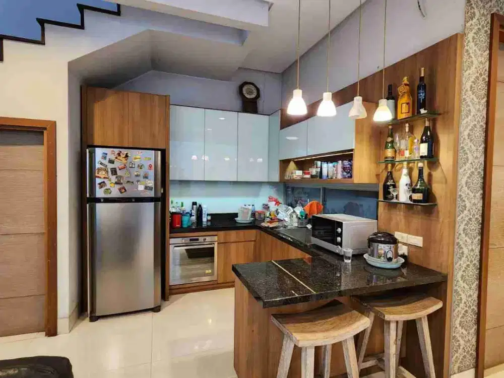 Dijual Rumah Lebar Jalan 3 Mobil Kelapa Gading