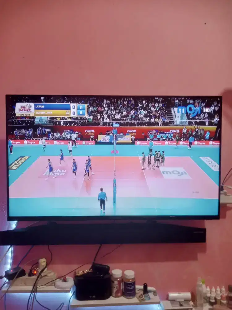 Jual TV Polytron 43 inch Soundbar Android TV / seri PLD 43BAG9500