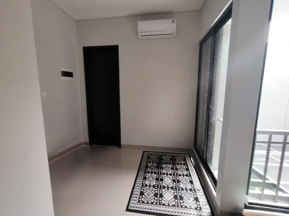 DISEWAKAN RUMAH 2 LANTAI DI SUMMARECON CLUSTER FLORA BANDUNG MALL SUMMARECON, TOL GEDEBAGE