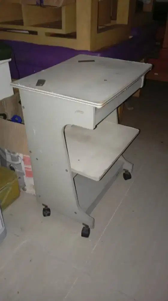 Meja printer dijual