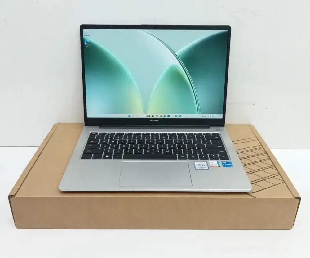 Laptop HUAWEI MDF-XX Intel Core i5-1240P RAM 8GB SSD 512GB