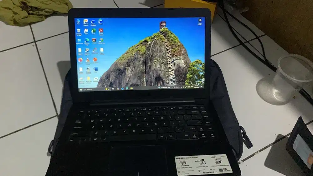 Dijual leptop asus
