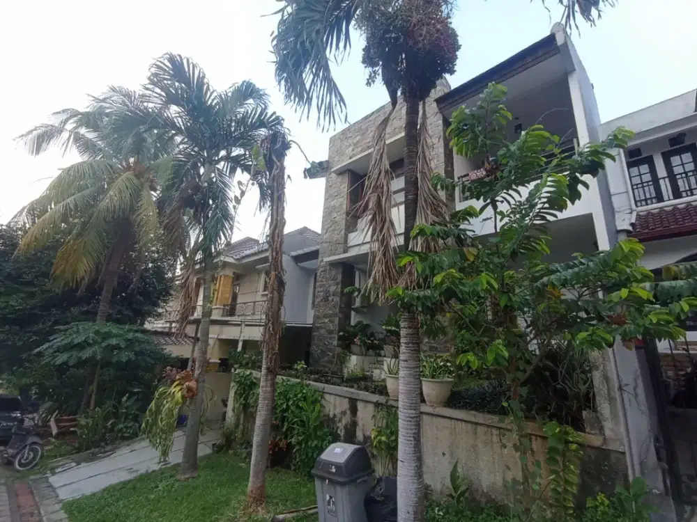 Dijual Rumah Cantik di Puri Sriwedari Cibubur