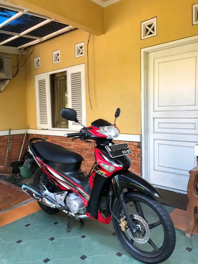 Honda Supra X 125 R ANTIK