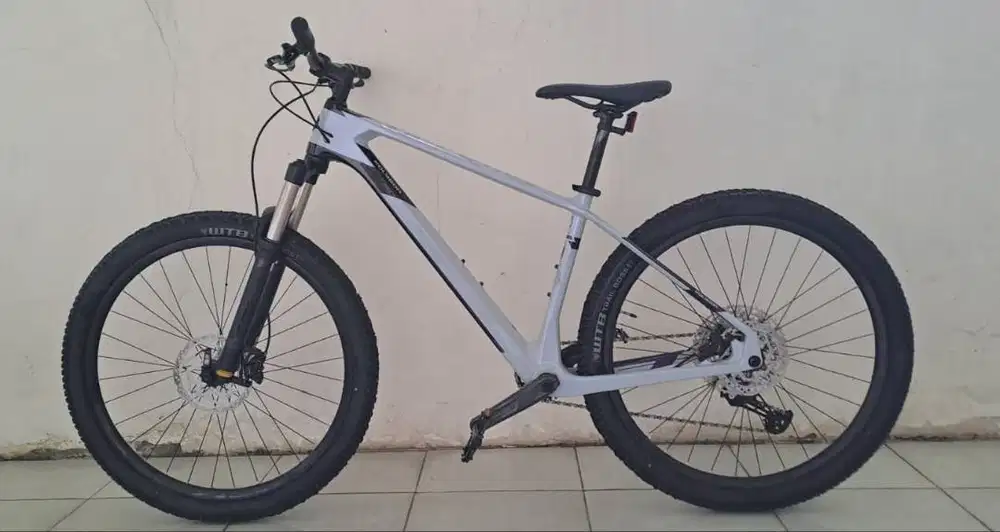 Jual Sepeda Gunung MTB Carbon 27.5 Polygon Syncline C2 - M