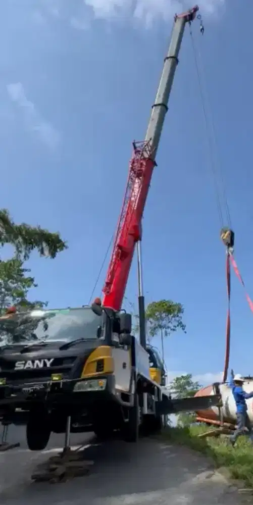 Truck crane sany