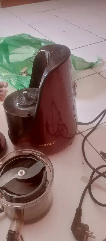 Jual aja lagi BU Juicer Hurom