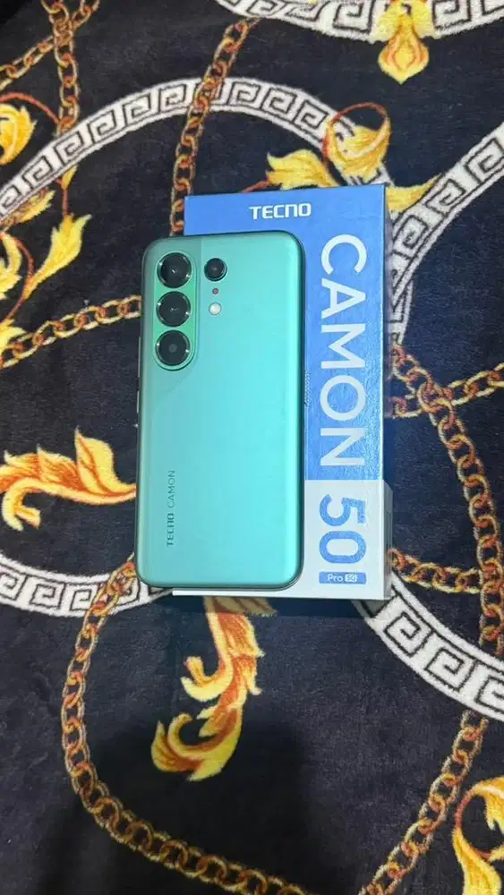 Tecno Camon 50 Pro 5G 8/256 Fullset
